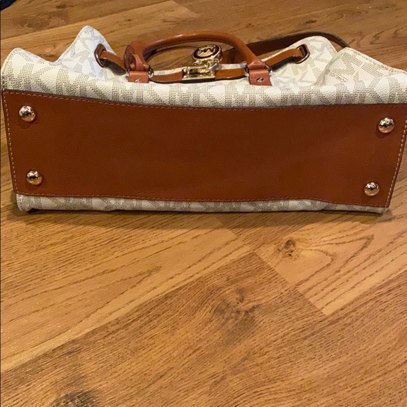 Michael Kors large Hamilton leather bag - Picture 6 of 8